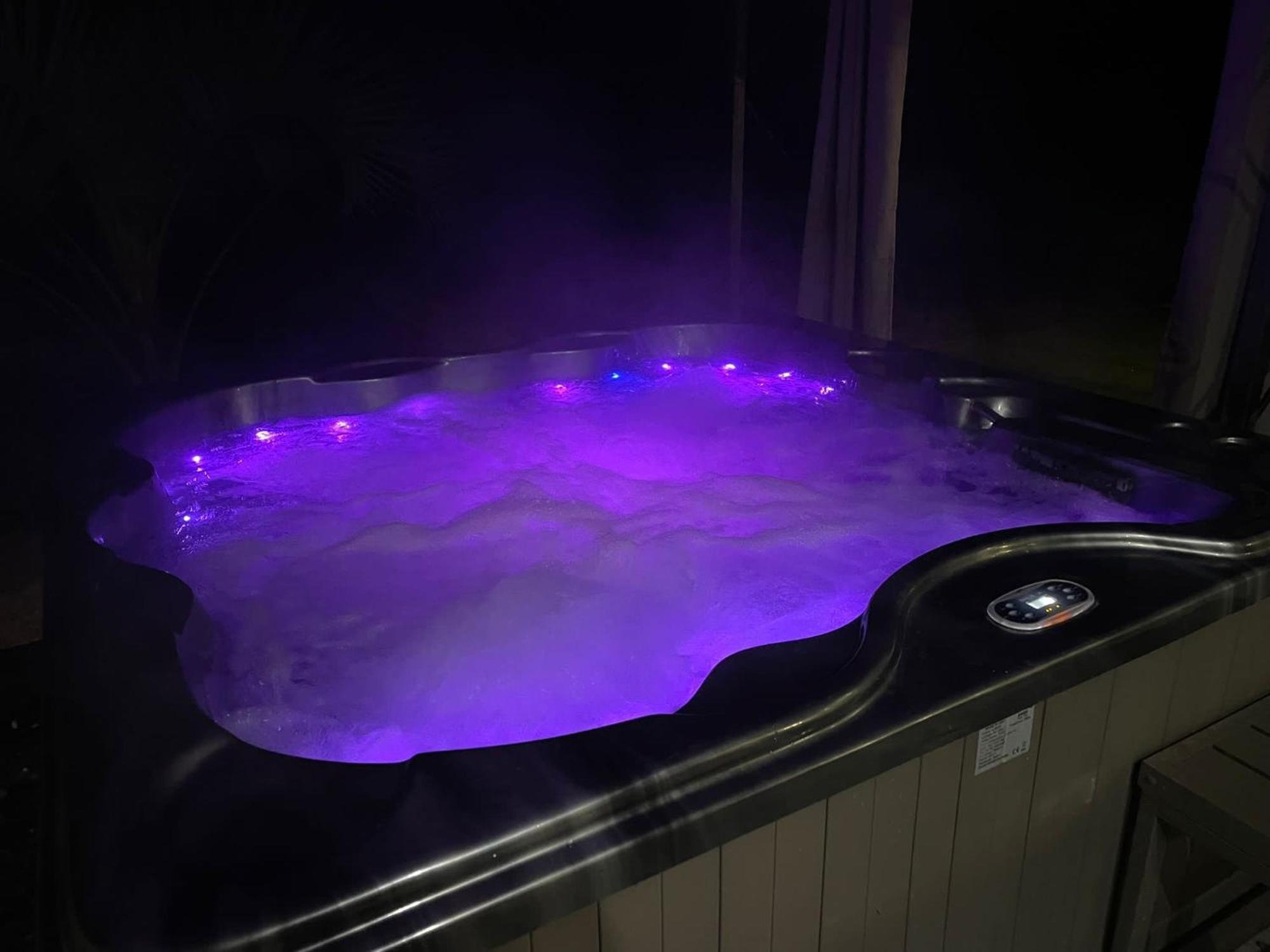 Maison Moderne Au Calme Avec Billard, Jacuzzi, Bain A Remous, Piscine, Babyfoot Labastide-du-Temple Exterior foto